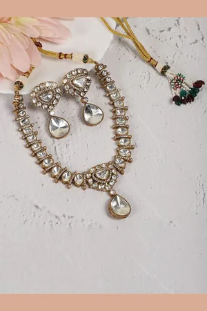 AURAA Trends 22KT Gold-Plated Kundan Stone-Studded Necklace and Earrings