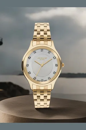 Lee Women Textured Dial & Stainless Steel Straps Analogue WatchLC07867.130