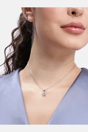 DressBerry Oval Shape Pendant with Chain