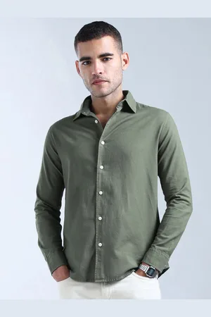 Flying Machine Men Slim Fit Spread Collar Solid Cotton Casual Shirt