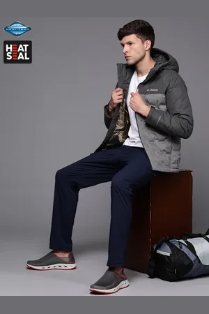 Columbia Men Grey Colourblocked Grand Trek II Down Hooded Outdoor Quilted Jacket