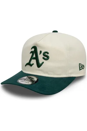 New Era Men Embroidered Snapback Cap