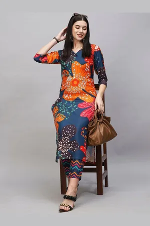DIVASTRI Floral Printed V-Neck Straight Kurta With Trouser