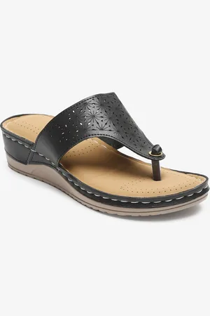 Misto Women Black Textured T-Strap Flats with Laser Cuts
