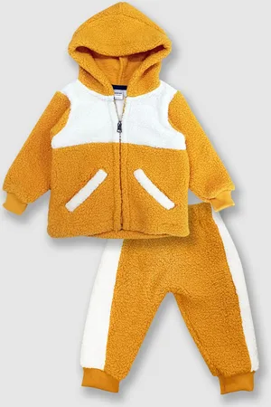 Moms Love Girls Hooded Coat With Pyjamas