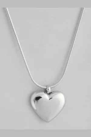 DressBerry Heart Shaped Pendant Chain