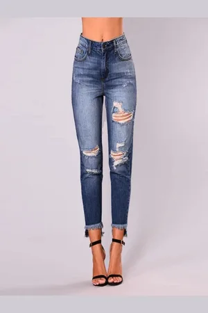 Roadster The Lifestyle Co Women Cotton Slim Fit Jeans