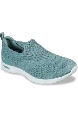 Skechers Women Green Woven Design Slip-On Sneakers