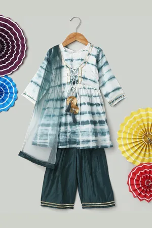 BownBee Girls Printed Kurta With Trousers & Dupatta