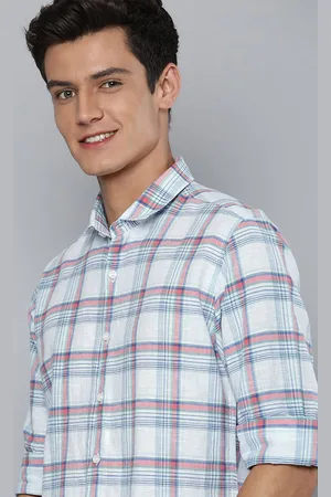 Mast & Harbour Men Off White & Blue Slim Fit Checked Cotton Linen Casual Shirt