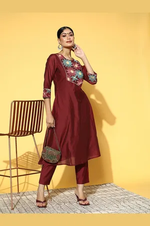 Jaipur Women Maroon Floral Yoke Design Sequinned Chanderi Cotton Kurta with Trousers