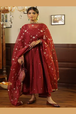 ASRUMO Women Floral Embroidered Regular Thread Work Chanderi Silk Kurta with Trousers & With Dupatta