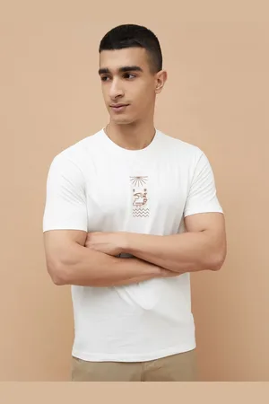Lifestyle Men Printed Applique T-shirt