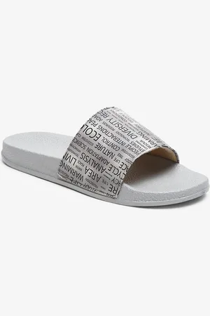 Misto Women Grey & Black Printed Sliders