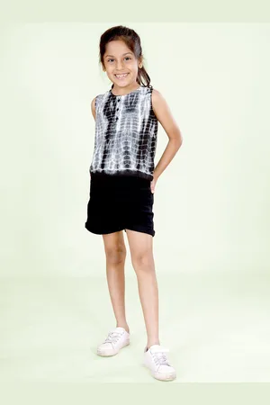 KiddoPanti Girls Tie-Dye Top With Roll-Up Denim Shorts