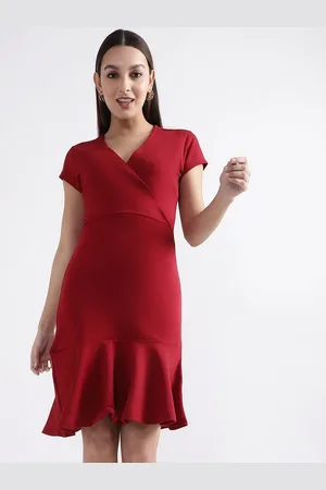 CENTRESTAGE V-Neck Flounce Sheath Dress