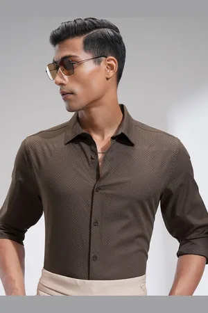Highlander Men Slim Fit Opaque Striped Party Shirt