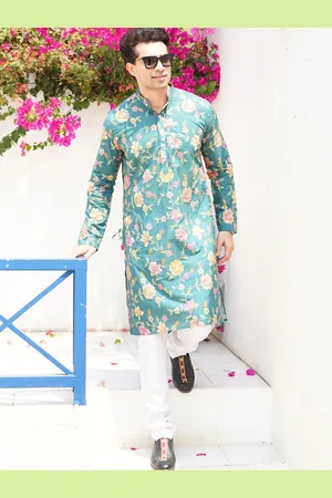 SHIWAM ETHNIX Floral Printed Mandarin Collar Straight Kurta With Pyjamas