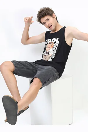 Highlander Men Black Printed Raw Edge Slim Fit T-shirt