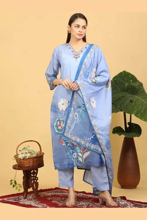 Goldstroms Women Floral Embroidered Regular Thread Work Linen Kurta with Trousers & With Dupatta