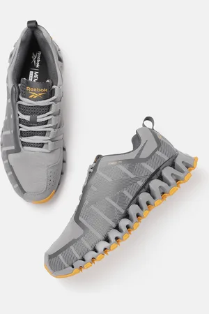 Reebok Men Grey Zigwild TR 6 Running Shoes