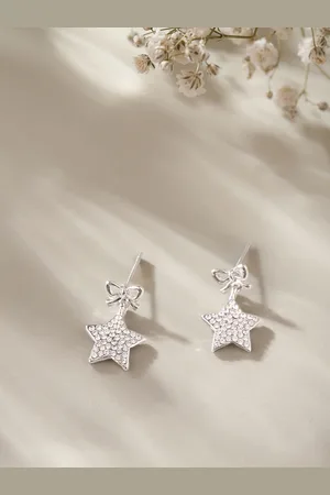 DressBerry Star Shaped Drop Earrings