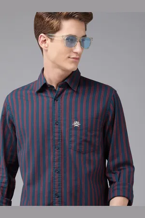 U.S. Polo Assn. Men Navy Blue Tailored Fit Striped Pure Cotton Casual Shirt