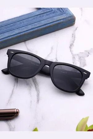 Royal Son Unisex Wayfarer Sunglasses with Polarised and UV Protected Lens- SG-RS3030-C1