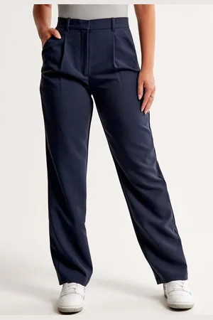 Chemistry Women Classic Skinny Fit High-Rise Pleated Trousers