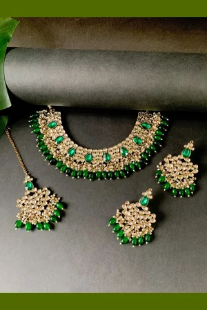 I Jewels Gold-Plated Kundan-Studded & Beaded Necklace & Earrings & Maang Tikka