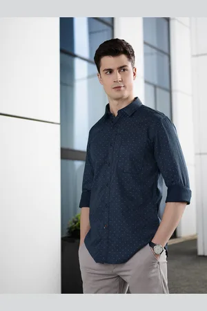 Invictus Men Pure Cotton Slim Fit Opaque Printed Casual Shirt