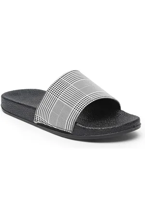 Misto Women Black & White Sliders