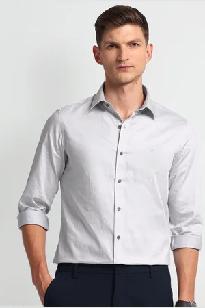 Arrow Men Spread Collar Solid Cotton Slim Fit Formal Shirt