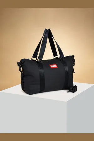 Pantaloons Medium Sports or Gym Duffel Bag