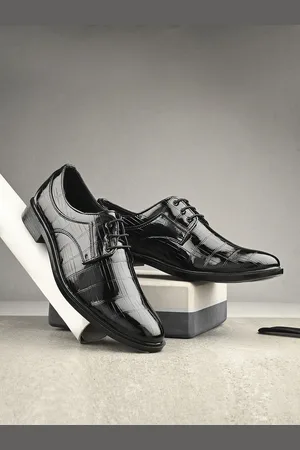 Invictus Men Formal Derbys Shoes