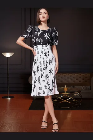 DressBerry Women Puff Sleeve Fit & Flare Dress