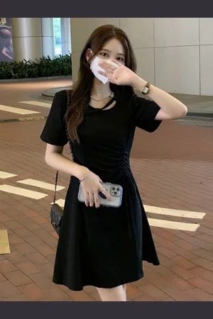 DressBerry Round Neck Short Sleeves A-Line Dress