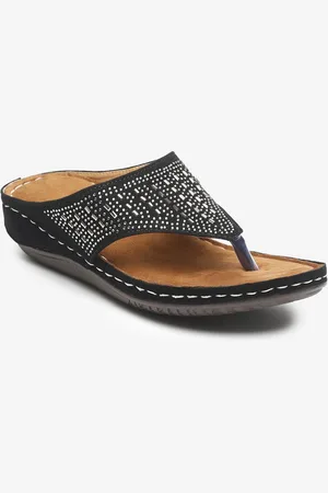 Misto Women Black Embellished T-Strap Flats