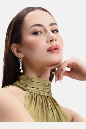 DressBerry Teardrop Shaped Drop Earrings