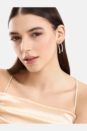 DressBerry Contemporary Drop Earrings