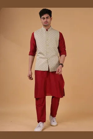 SHIWAM ETHNIX Mandarin Collar Regular Cotton Silk Kurta With Pyjama & Nehru Jacket
