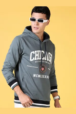 V-Mart Men Printed Hooded Sweatshirt