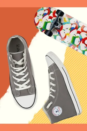 HIROLAS Men Colourblocked Mid-Top Sneakers
