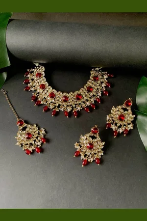 I Jewels Gold-Plated Kundan-Studded & Beaded Necklace & Earrings & Maang Tikka
