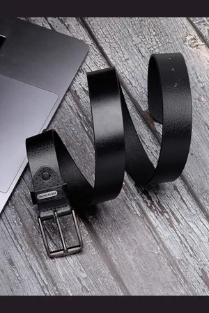 Red Tape Men Leather Belt