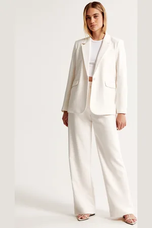 Chemistry Women Relaxed High-Rise Stain Resistant Pleated Trousers