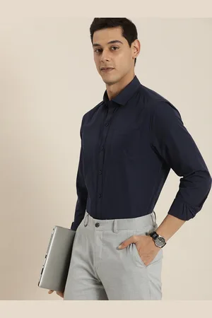 Invictus Men Navy Blue Slim Fit Casual Shirt