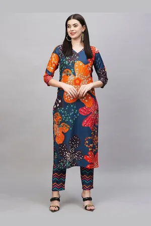 DIVASTRI Floral Printed V-Neck Straight Kurta With Trousers