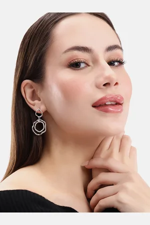 DressBerry Hexagon Drop Earrings