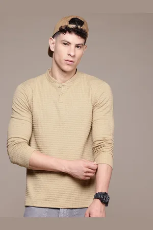 Roadster Men Henley Neck T-shirt